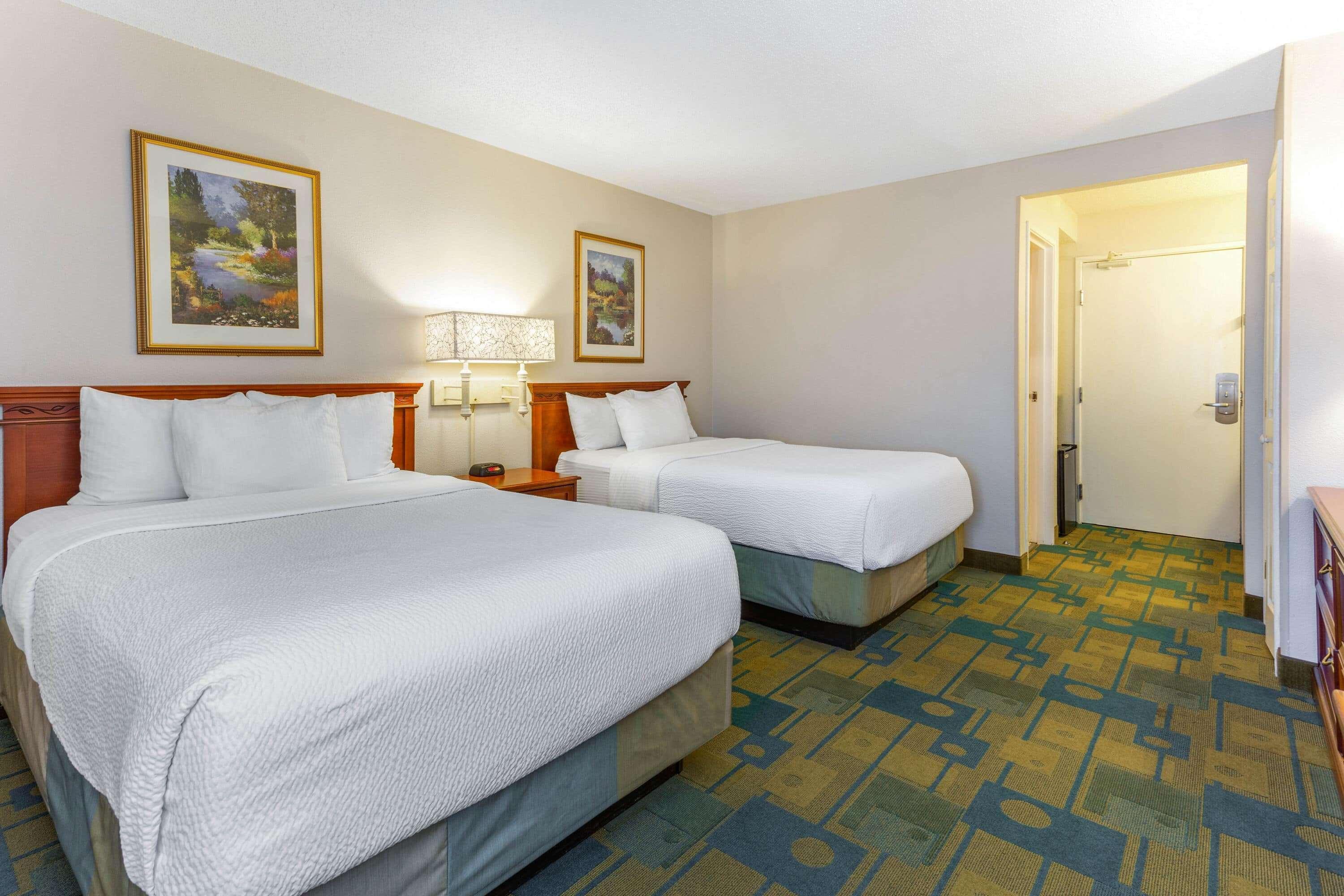 La Quinta By Wyndham Chicago Gurnee Hotel Bagian luar foto