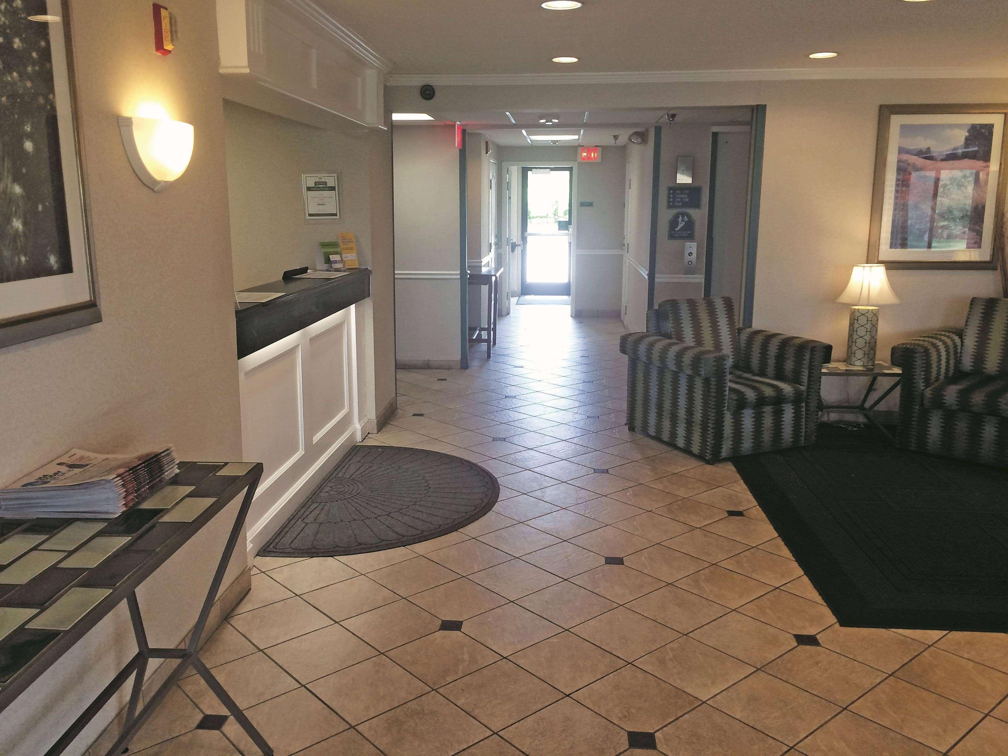 La Quinta By Wyndham Chicago Gurnee Hotel Bagian luar foto