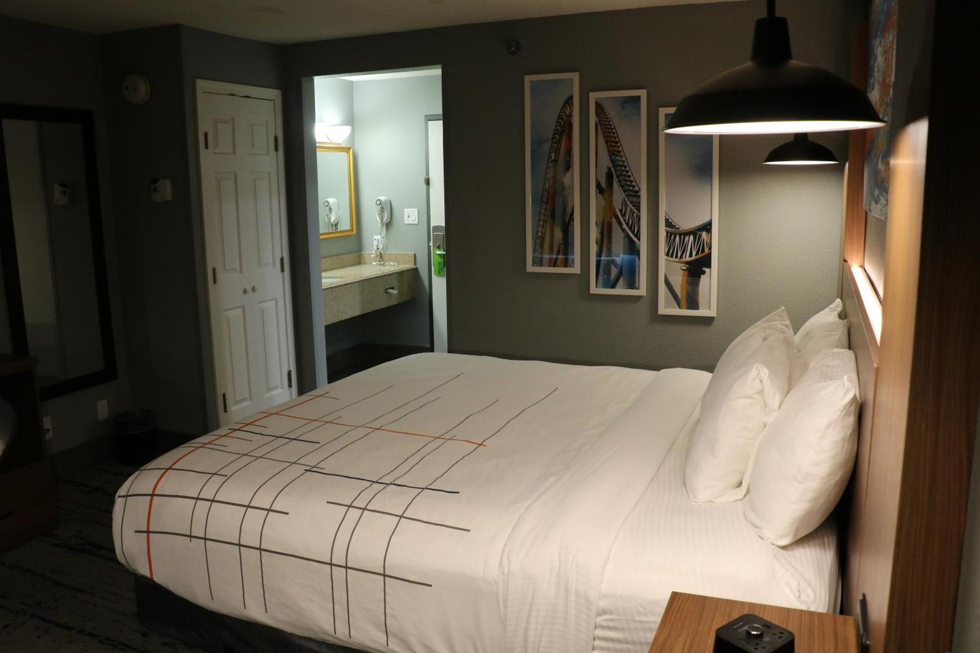 La Quinta By Wyndham Chicago Gurnee Hotel Bagian luar foto