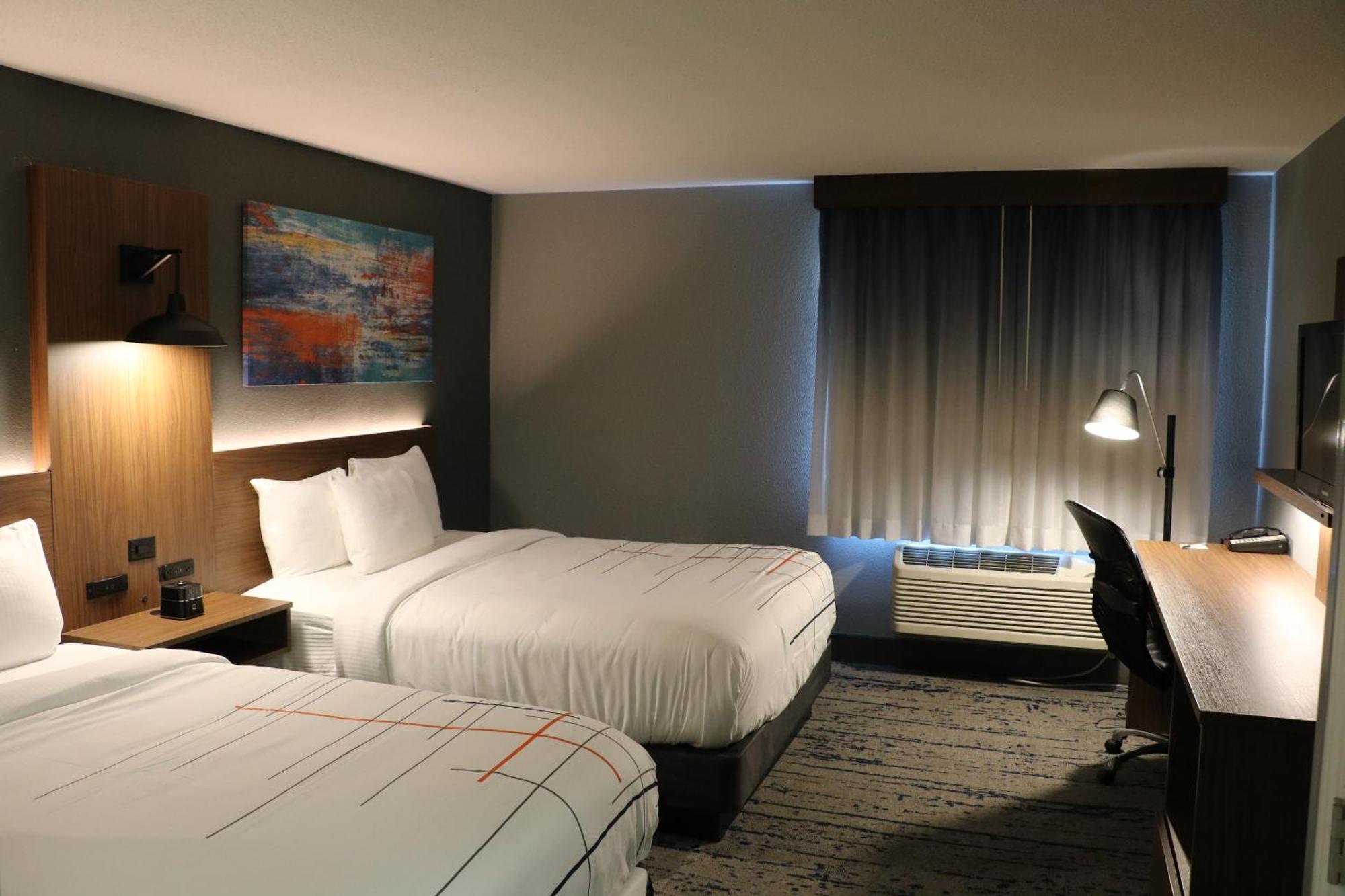 La Quinta By Wyndham Chicago Gurnee Hotel Bagian luar foto