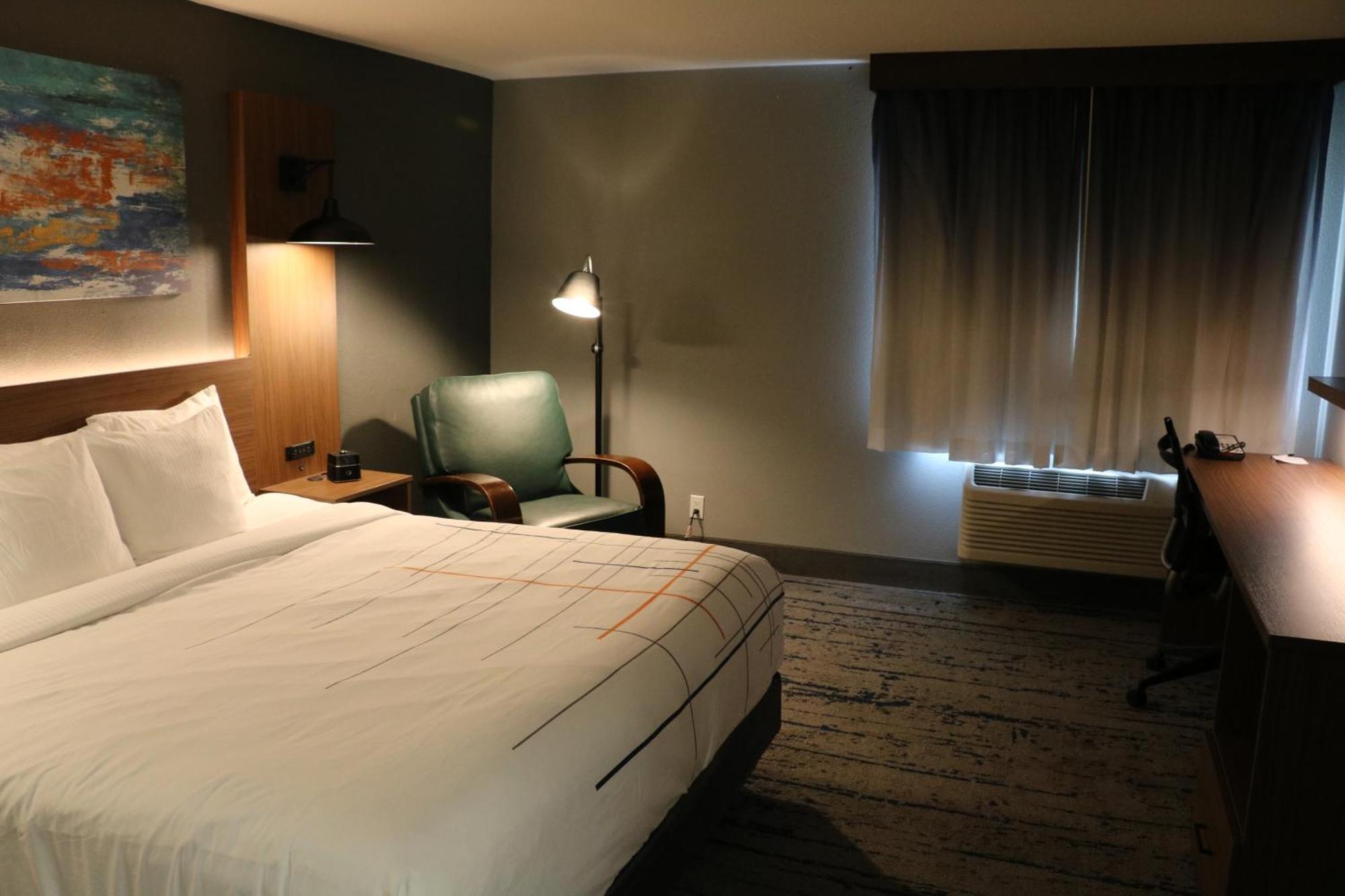 La Quinta By Wyndham Chicago Gurnee Hotel Bagian luar foto